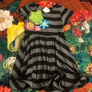 NWT Ella and Lulu Striped Black & Gray Dress w/ Floral Accents Size 4T